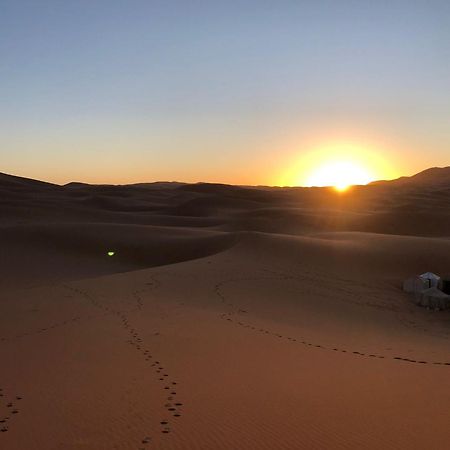 Hotel Erg Chebbi Starlight Camp Merzouga Esterno foto