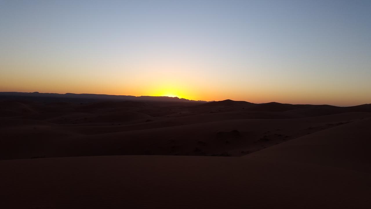 Hotel Erg Chebbi Starlight Camp Merzouga Esterno foto